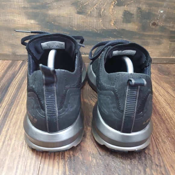 Brooks LEVITATE 3 Black Limited Edition Running Sneakers Womens Size 8.5 - Picture 4 of 8